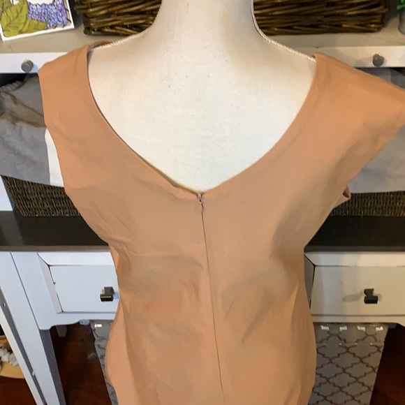 MUCXXN Camel Sleeveless Dress w/Ruching Sz 3X, EUC - Picture 5 of 10